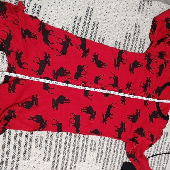 HATLEY Trailing Behind Onesie Pajama Size M - Picture 10 of 11